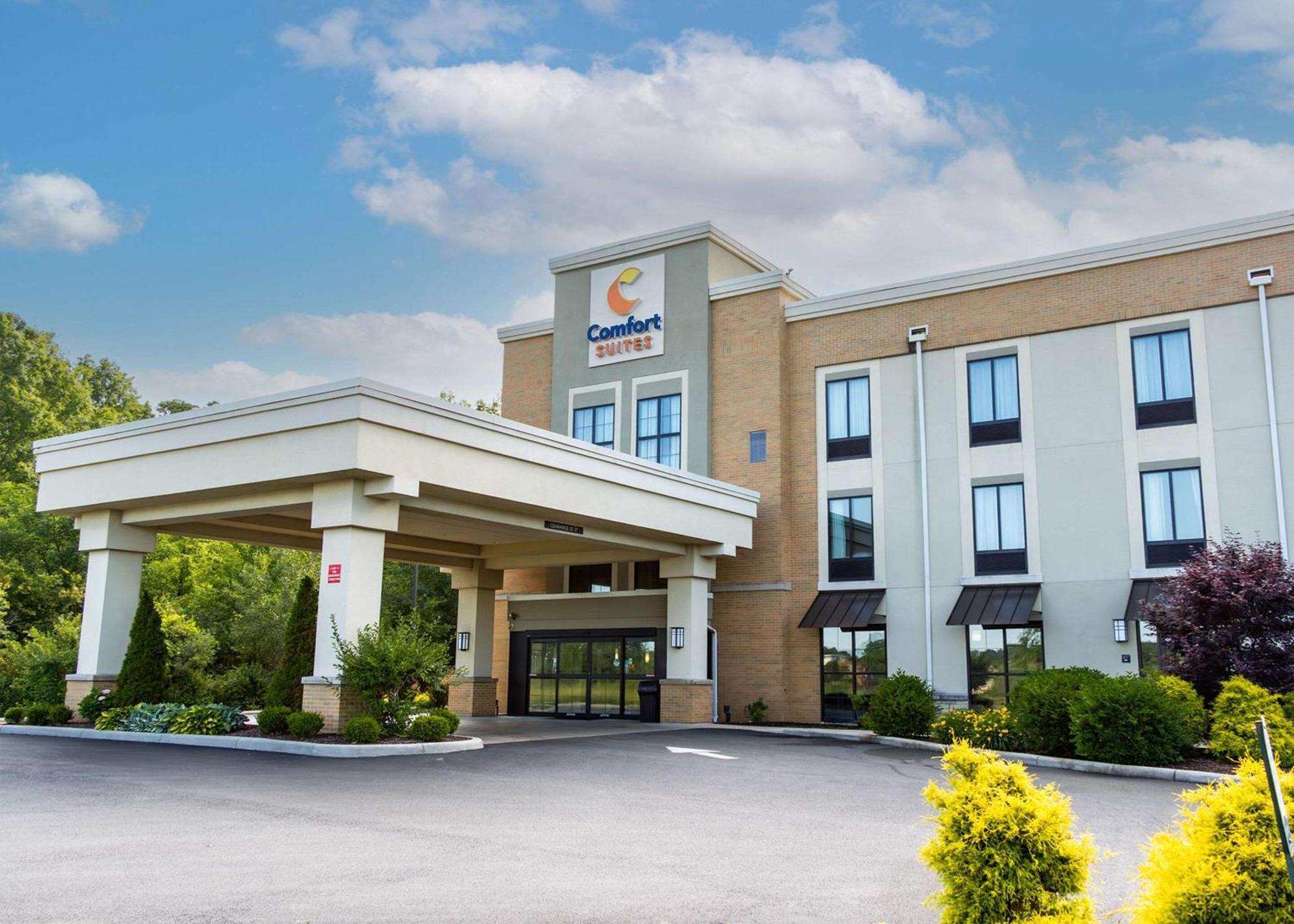 Comfort Suites-Youngstown North Экстерьер фото
